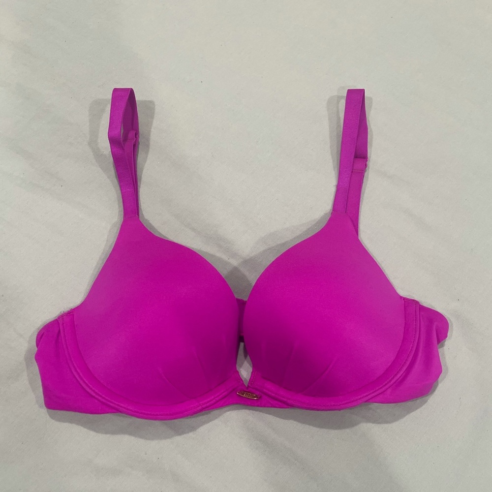Victoria’s Secret fuchsia push up bra 32B